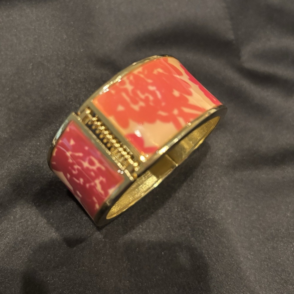 Breast Cancer Awareness‎ Gold/Pink Hinged Bracelet Pink Ribbon